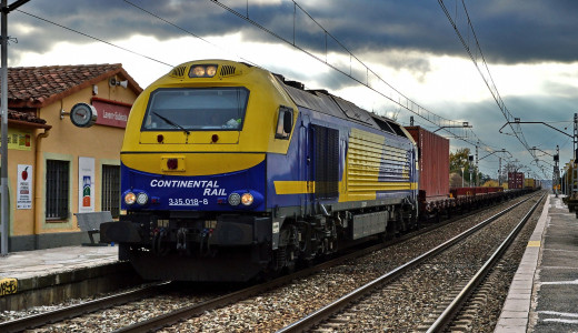 941092 (a): :2048x1181